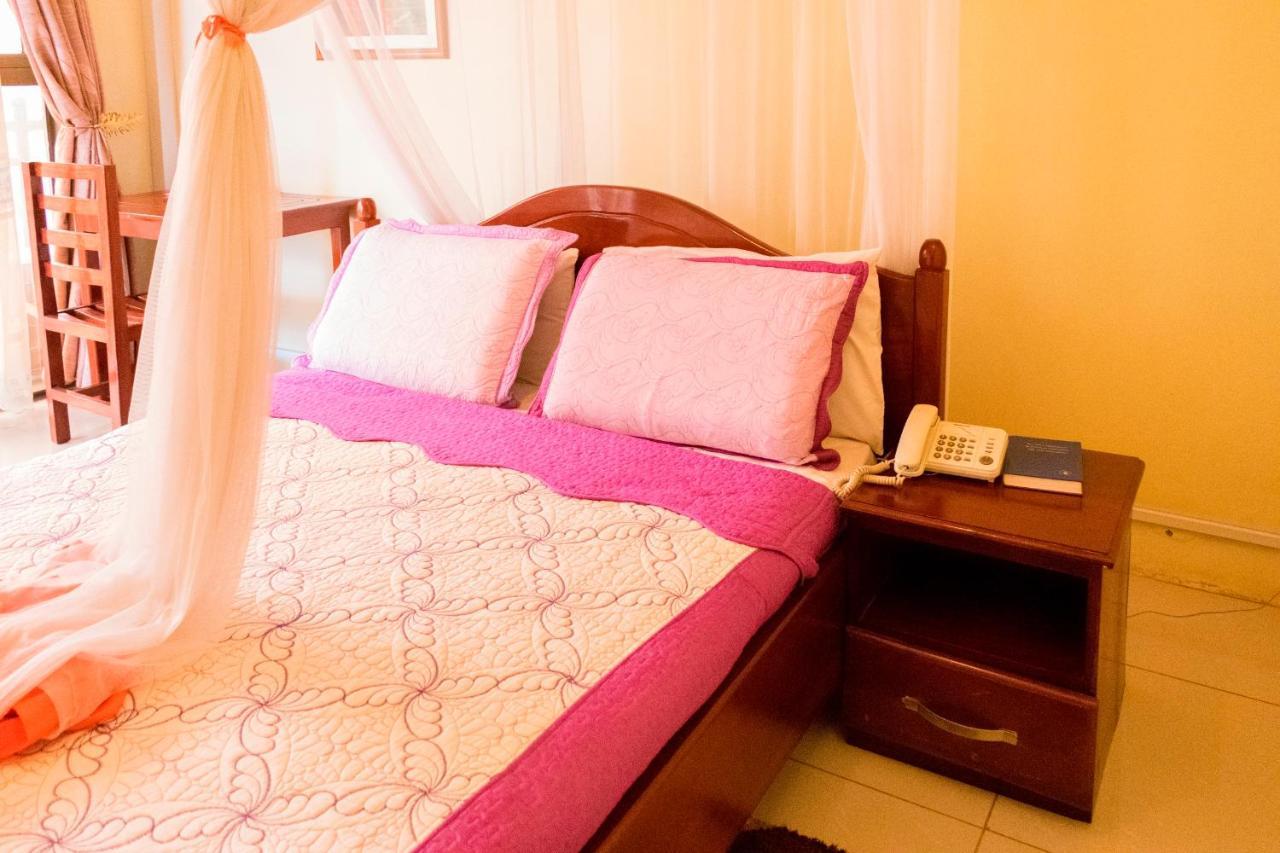 Kahondo Buffalo Hotel Kampala Makerere Exterior photo